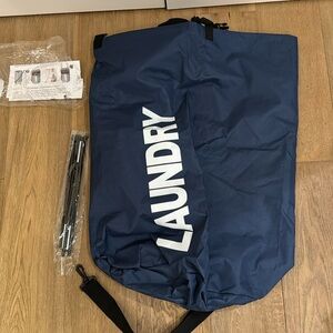 NWT Extra Large Collapsible Laundry Hamper with Drawstring and Strap